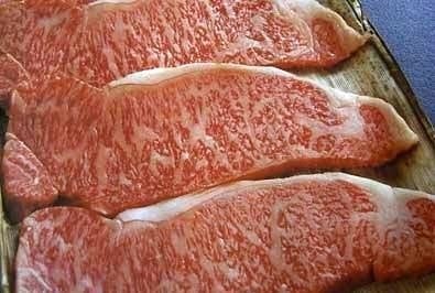 三重の名店 伊勢松阪肉川市　特選黒毛和牛極上ロース焼き肉（500g）　等級A4