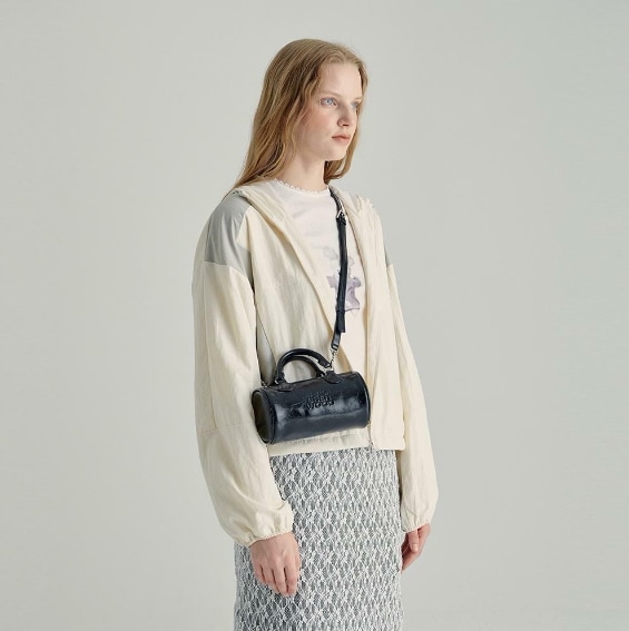 【MARGESHERWOOD】 LOG BAG : BLACK CRINKLE