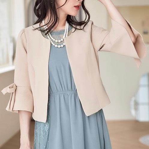 レディース ジャケット 前開き ショート 7分袖 ベルスリーブ Uネック ラウンドネック セミフレア リボン かわいい 大人可愛い きれいめ シンプル 上品 ガーリー エレガント フォーマル 抜け感