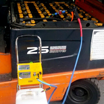 [韓国特許商品110v220v可能] 電動フォークリフト 蒸留水補充器 自動調節器 フォークリフト