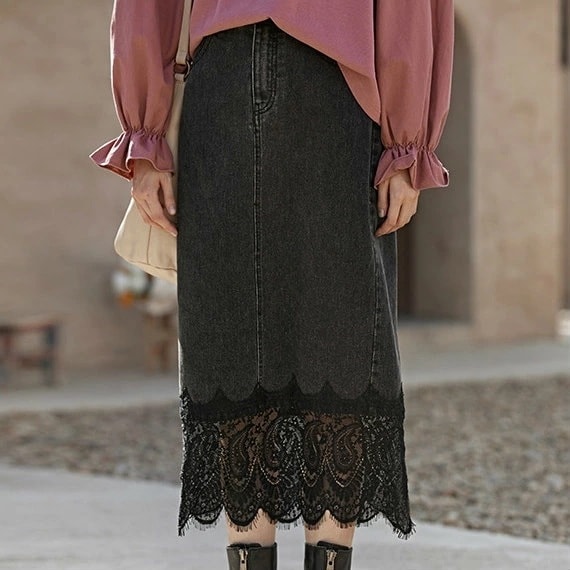 レディース デニムスカート レース タイト ミモレ丈 膝下丈 ジーンズ ボトムス カジュアル 可愛い フェミニン きれいめ エレガント おしゃれ お出かけ デイリー 普段着 ブラック 黒 S M L