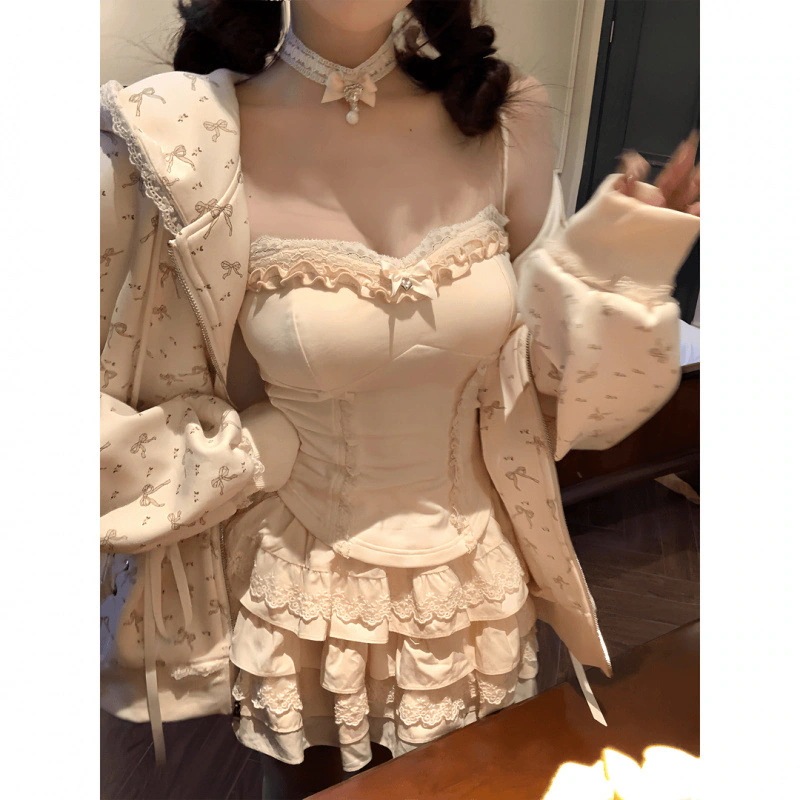 クリームケーキ 秋冬 ゆるゆる 長袖 フード付き トレーナー ジャケット サスペンダー トップス もこもこスカート 3点セット 5,262円
