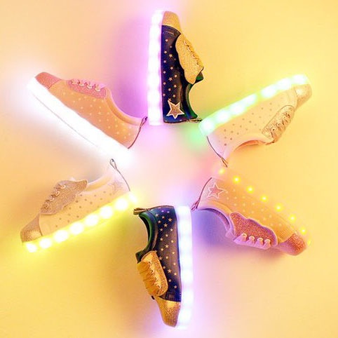 光る靴 光る 充電式 シューズ ソールライト 光るスニーカー ソールライトシューズ LEDライト こども キッズ 14cm 15cm 16cm 17cm 18cm 19cm 20cm 21cm 22c