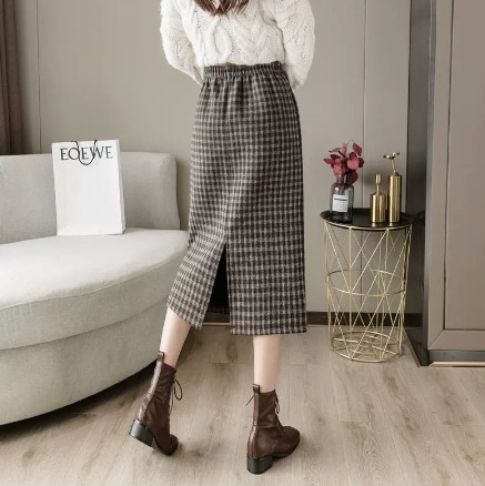 スカート モテアイテム タイトスカート 膝下 ミディアム丈 スリム タイト 細身 バックスリット バックシャン ウエストゴム 厚手 かわいい 可愛い きれいめ シンプル 上品 おしゃれ お洒落