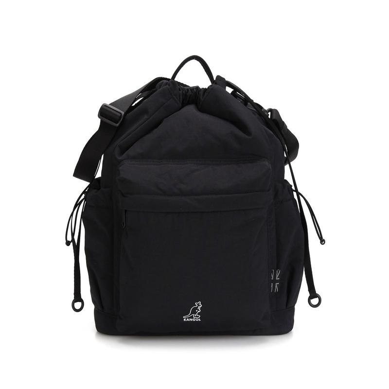 エッセンシャルプラスストリングバックパック1480ブラック