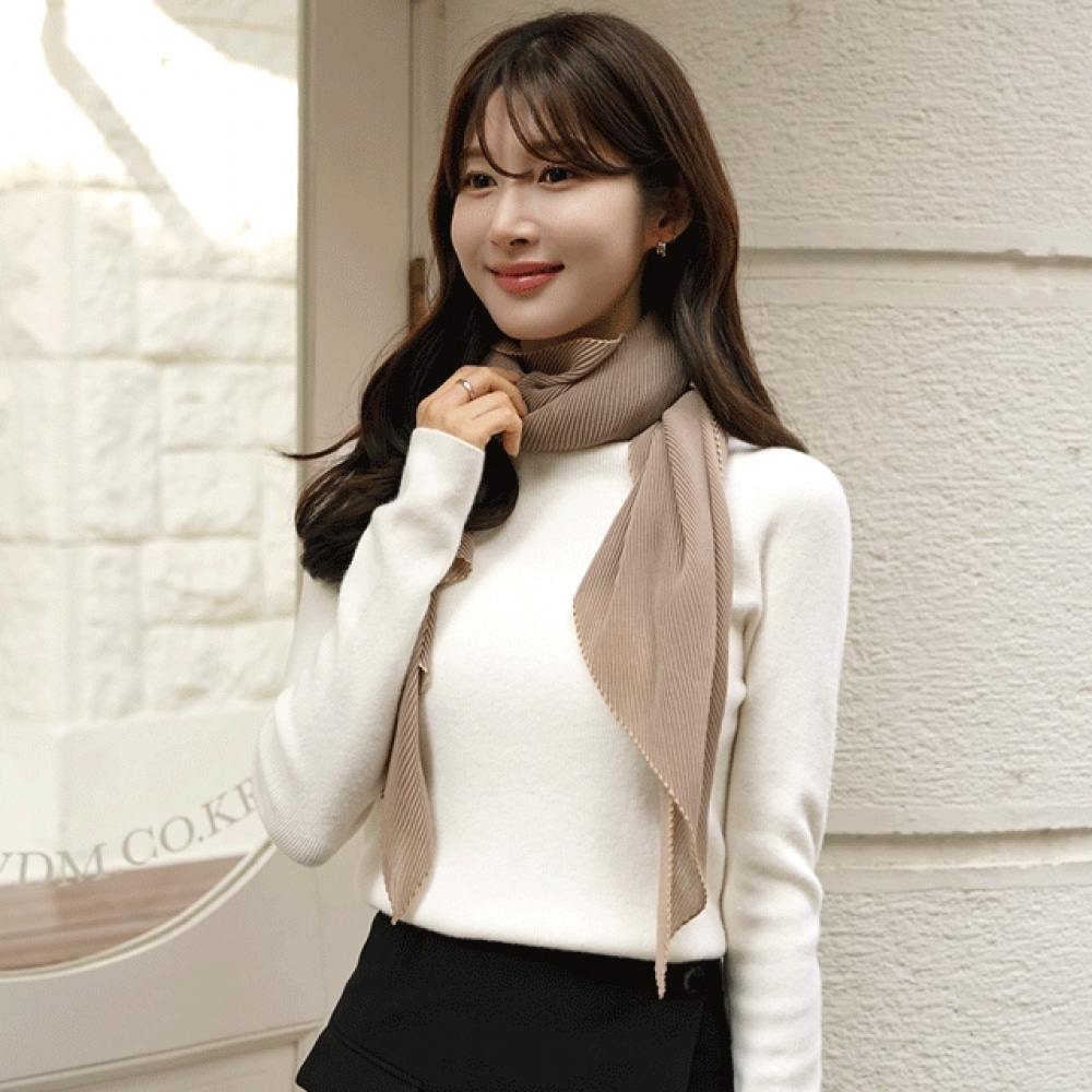 Click & Funny ローレンソンプリーツスカーフ 5,009円