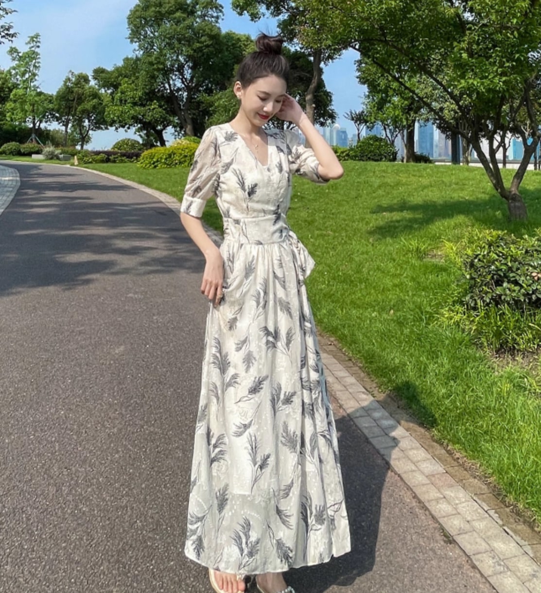 レディース 大人可愛い きれいめ シンプル カジュアル 上品 フォーマル とろみ感 ヴィンテージ ラブリー キュート ゴシック ロリータ プリンセス 都会的 ラグジュアリー クラシカル カレッジ風