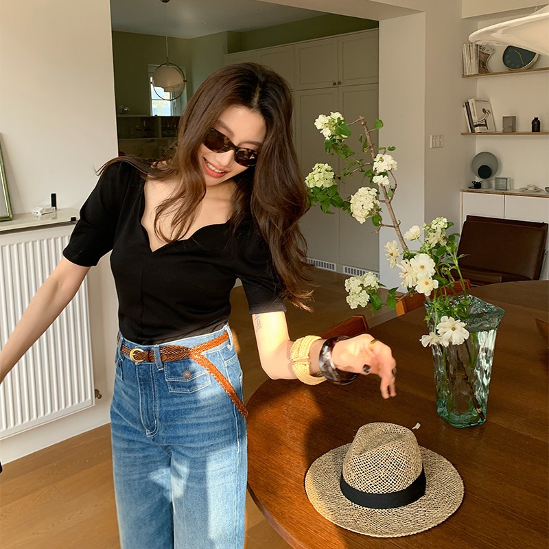 長いxierブラックエアディープvパルオーバー女性春と夏のハイエンド温度デザインプリンセススリーブトップ