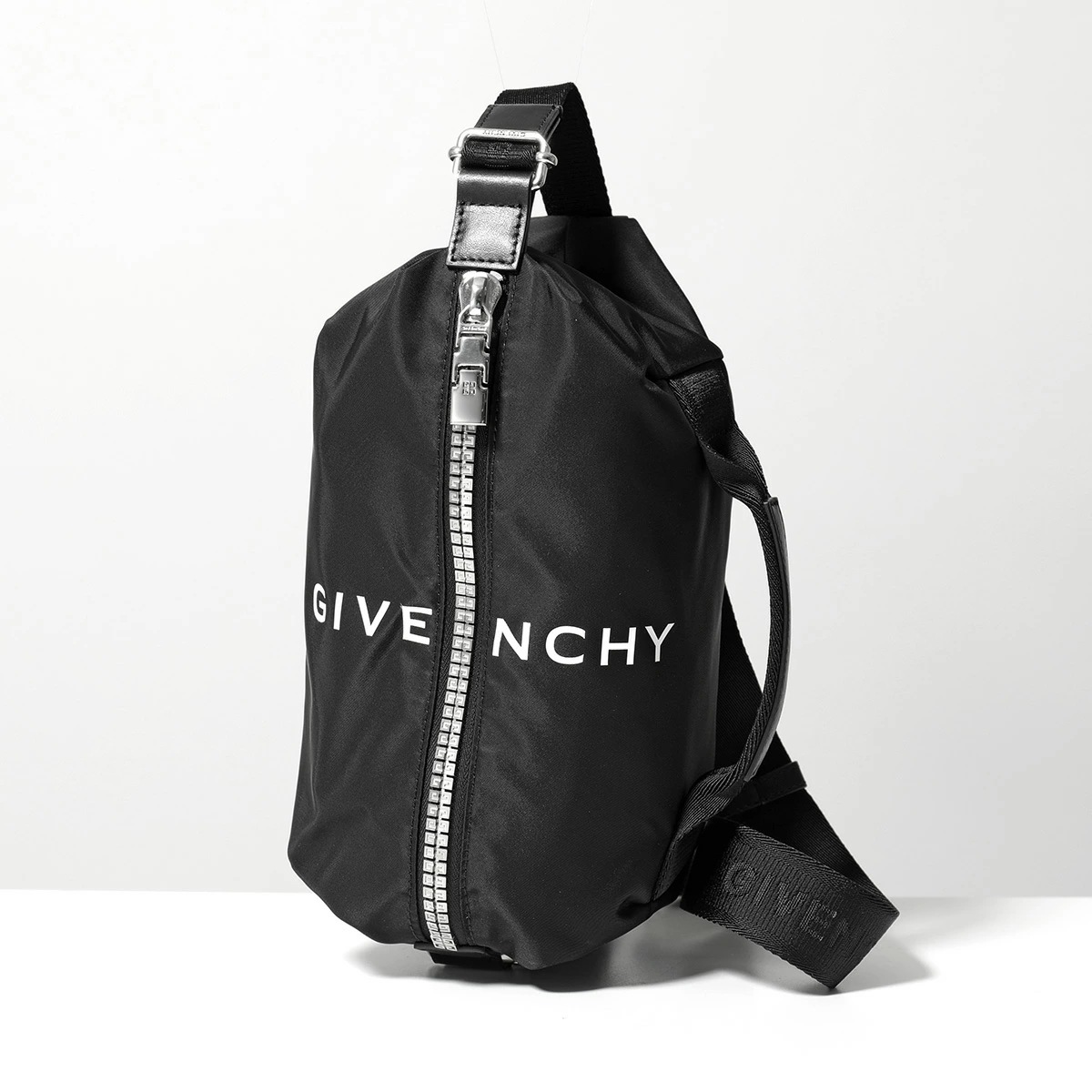 GIVENCHY ジバンシィ ボディバッグ BKU038K1JE メンズ Gジップ ナイロン ウエストバッグ ベルトバッグ ロゴ クロスボディ 鞄 001/BLACK