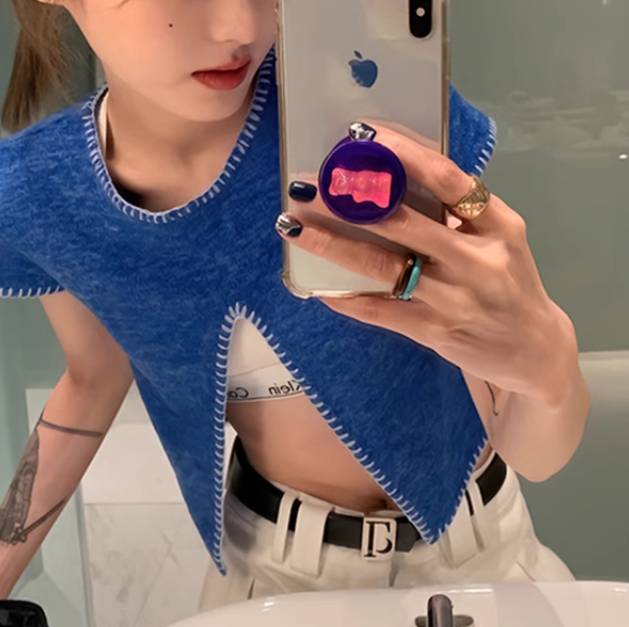 レディース トップス カットソー Tシャツ 半袖 ラウンドネック 襟なし ストリート スリット かわいい シンプル カジュアル おしゃれ かっこいい 個性的 クール モード系 存在感 ベーシック アク