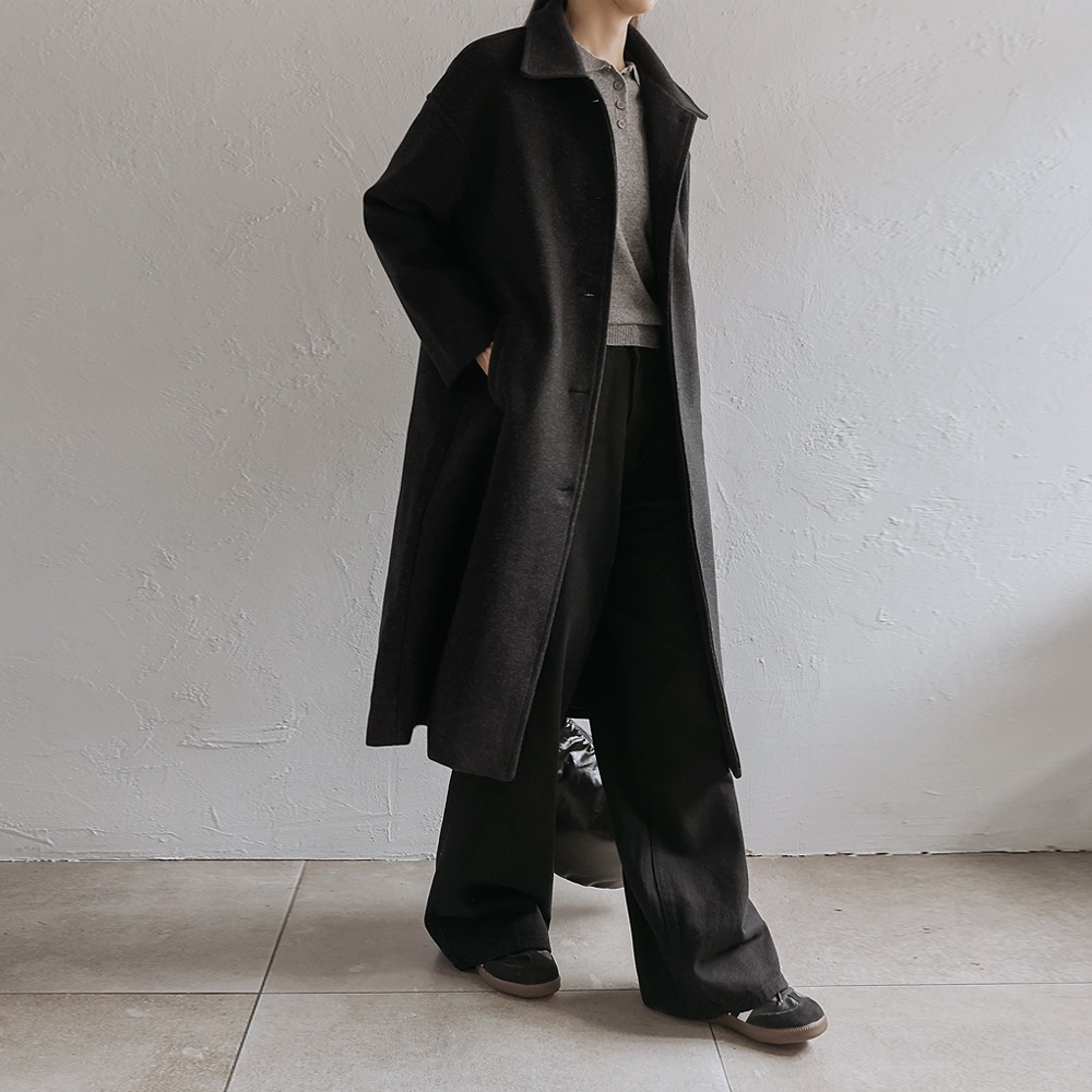 セリーインカラロングコート