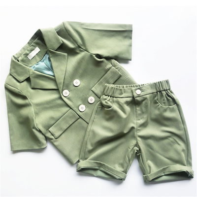 の緑のスーツ+パンツ