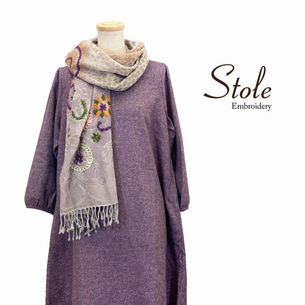 ストール ファッション小物 レディースファッション ウール 刺繍ストール 手刺繍の風合い 可愛い