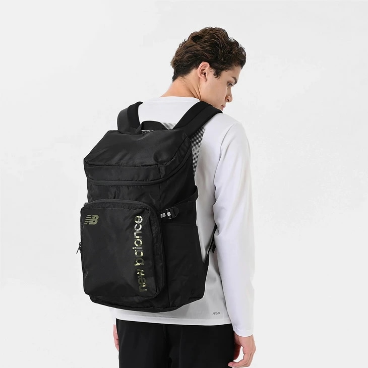 リュックサック 30L バック トップローディング バックパック メンズ レディース 鞄 スポーツバッグ スクエア型 ブラック/カモフラ柄ロゴ ブランド かばん/LAB55616-COG