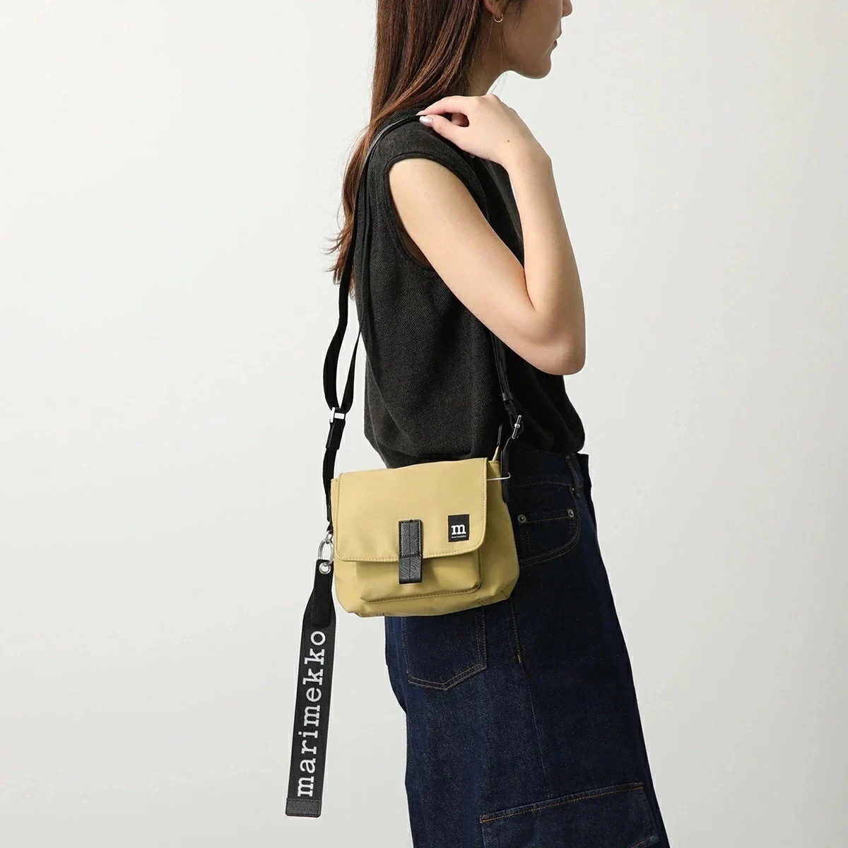 marimekko マリメッコ ショルダーバッグ MINI MESSENGER SOLID 093941 レディース ポシェット Unikko ウニッコ 鞄 810 【mega】