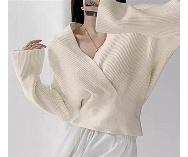 レディース トップス ニット セーター プルオーバー ショート 長袖 ドロップショルダー Vネック カシュクール 大人可愛い きれいめ シンプル カジュアル 上品 おしゃれ かっこいい こなれ感 ラフ