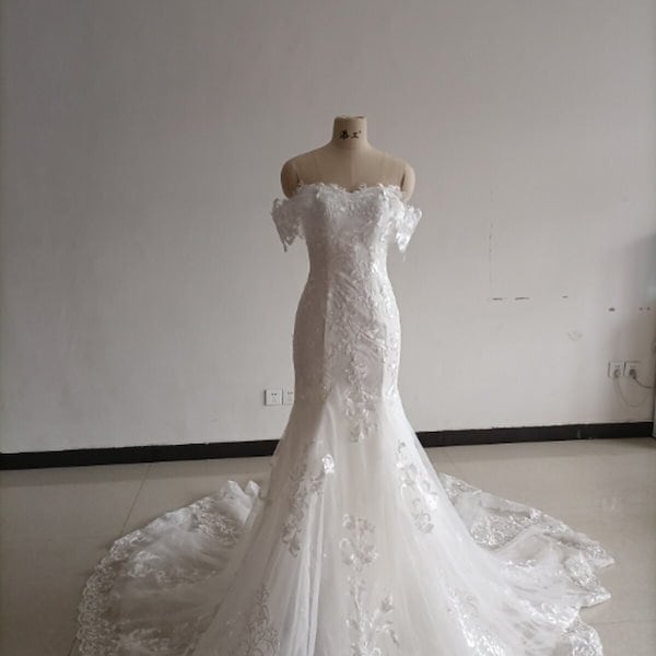 Qoo10] マーメイドライン ウェディングドレス オ