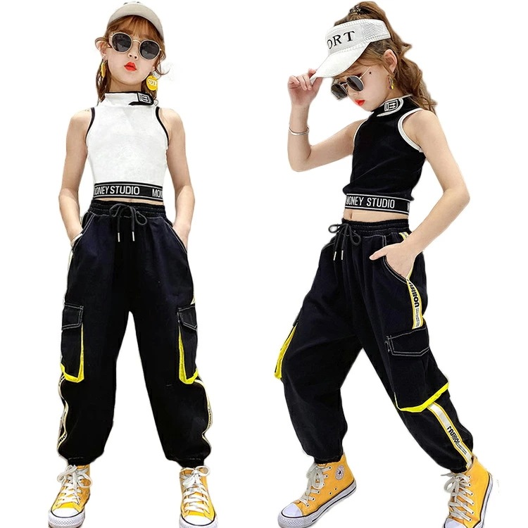【即納】キッズダンス衣装 黒 白 セットアップ タンクトップ カーゴパンツ ショート丈 トップス ヒップホップ へそ出し パンツ キッズ ダンス衣装 女の子 ジャズダンス 韓国 チアガール ステージ衣