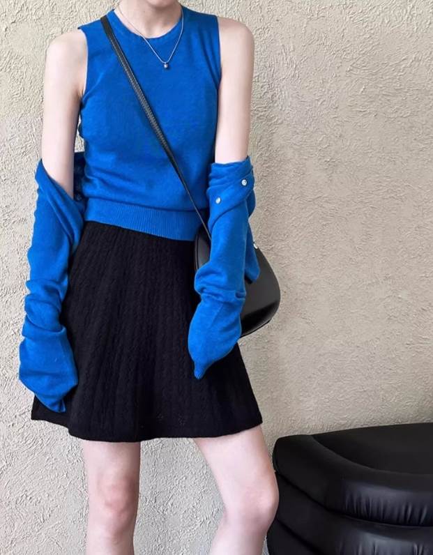 クーポン有トップス レディース ２点セット ニット セーター カーディガン ベスト アンサンブル ノースリーブ 秋 ショート丈 短丈トップス 裾短め 長袖 襟付き ストレート 前開き ハイウエスト 伸