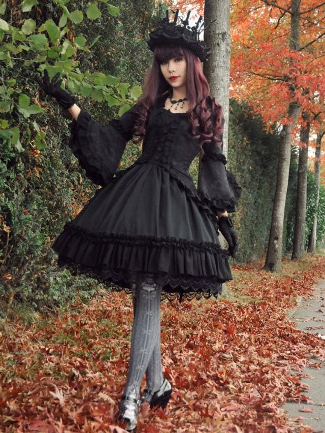 【全店任意2枚購入で100円OFF】ゴシックロリータOPドレスレーストリムフリルコットンブラックロリータワンピースドレス