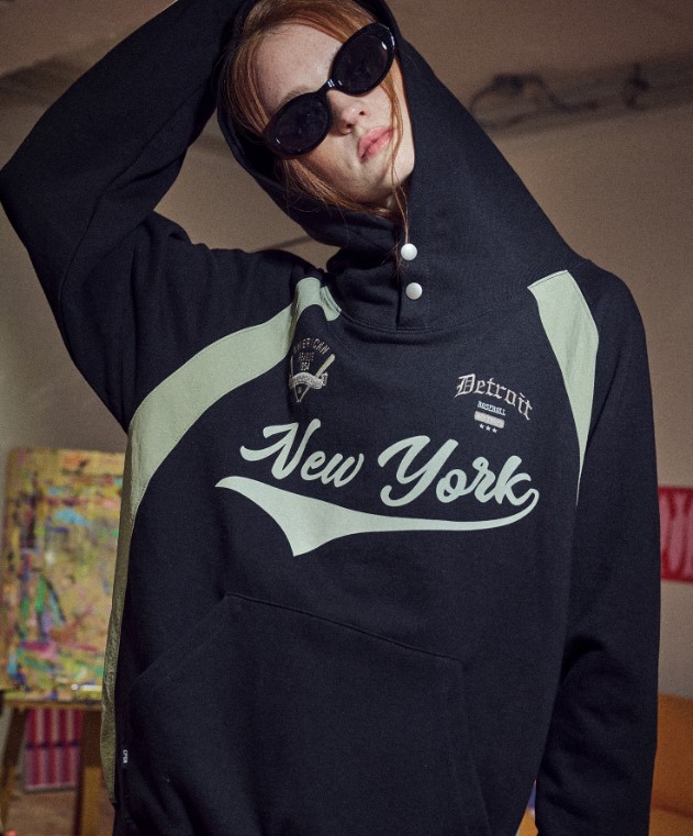 ベースボール スナップ ラグラン フーディー ブラック　UNISEX