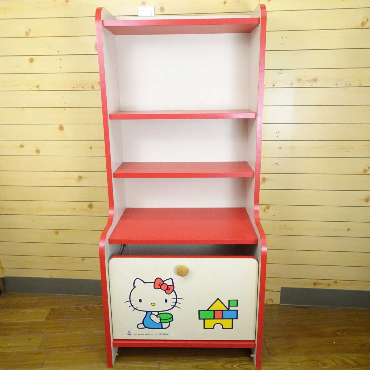 【中古】くろがね工作所 ハローキティ 1976年製 木棚 幅60×高さ135cm×奥行44cm レトロ 昭和 23,522円