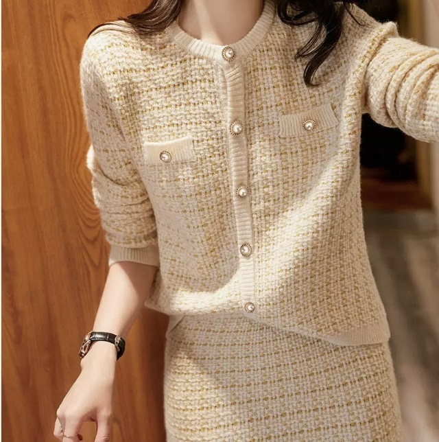 トップス スカート デート カットソー ニットソー セーター カーディガン ミモレ ミモレ丈 袖あり 長袖 かわいい 大人可愛い きれいめ シンプル カジュアル 大人 上品 おしゃれ お洒落