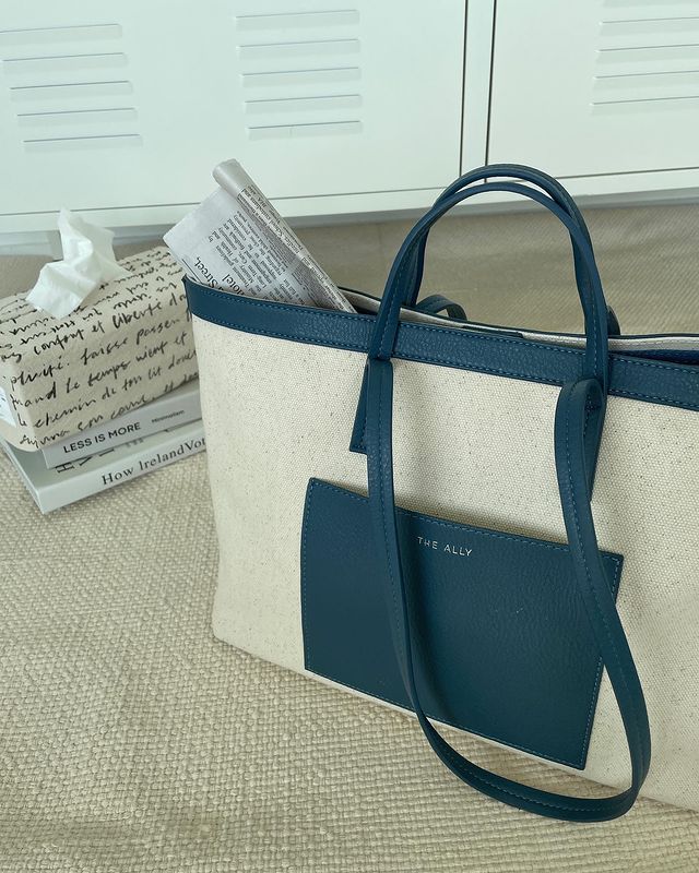 [THE ALLY ザ アリ]★韓国★大人気★BLAIR BAG★ブレアバッグ★ THE ALLY ザ アリ]☆韓国☆大人気☆BLAIR BAG☆ブレアバッグ