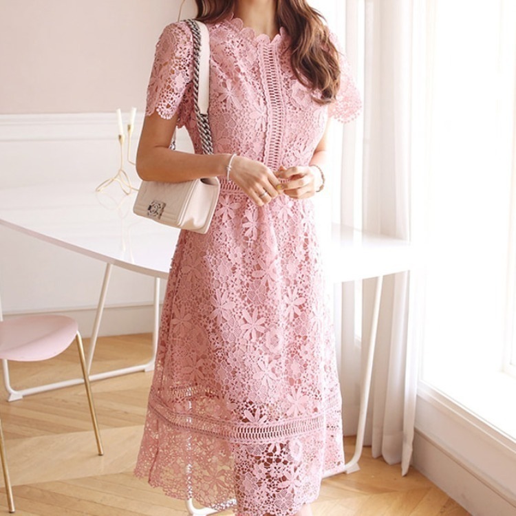 水融花中長ワンピース2024新型韓国版気質レース襟ウエスト透かし彫りウエストスカート