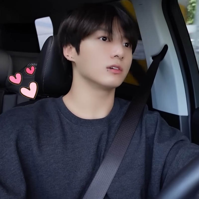 BTS ジョングク 着用 服 HEAVY TERRY BALLOON SWEAT BOX TEE