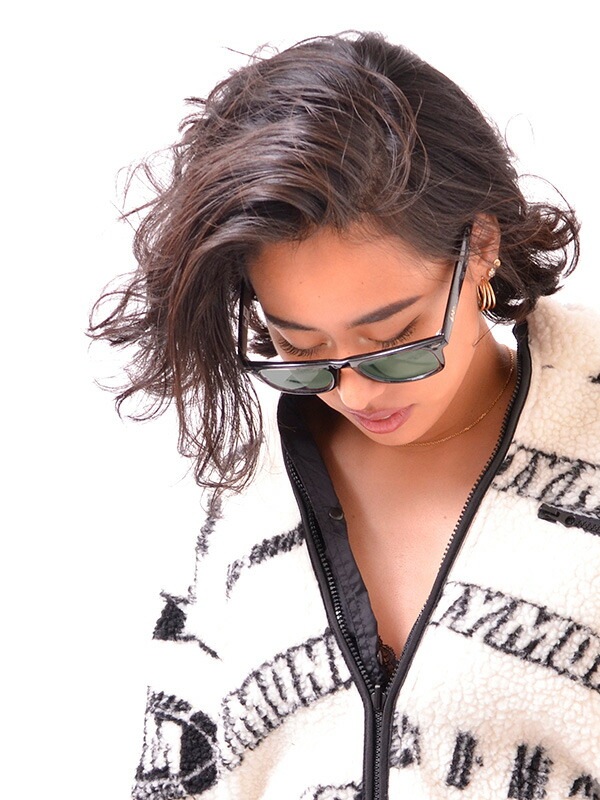 NEW ERA ニューエラ サングラス メンズ レディース UVカット 薄い色 ウェリントンタイプ スクエア型 ポラライズドレンズ スポーツ カジュアル 13517747