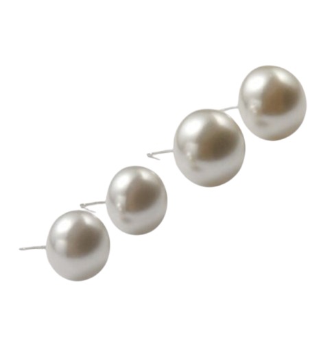 Pumpkin pearl earring