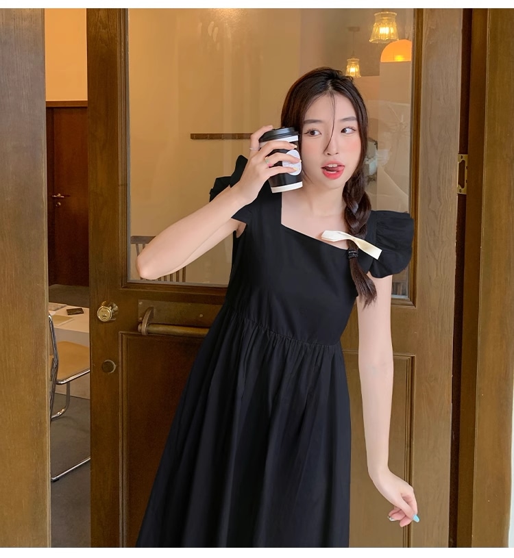 夏 バージョン ニッチ デザイン スリーブ 無地 シック ネクタイ ウエスト ドレス 個性的 ワンピース ロング ロング丈 マキシ マキシ丈 袖なし ノースリーブ スクエアネック 襟なし かわいい