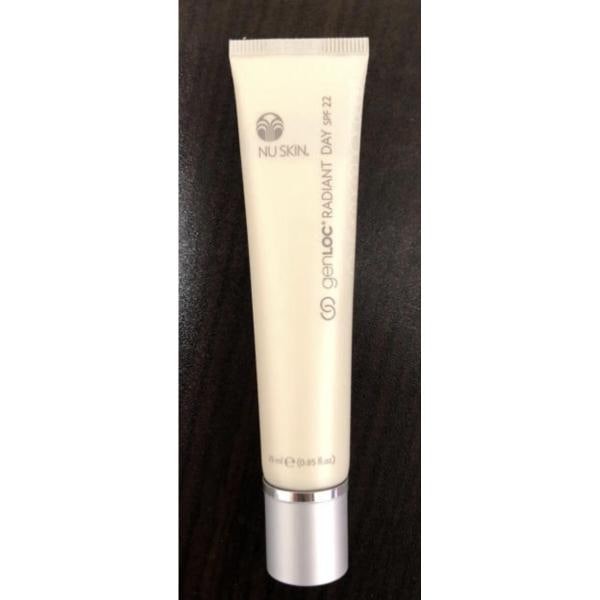 ニュースキン NU SKIN genLOC レディアント デイ SPF 22