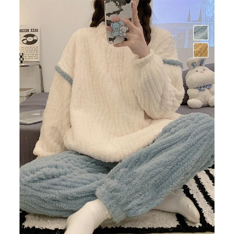 フリースパジャマ レディース 上下セット