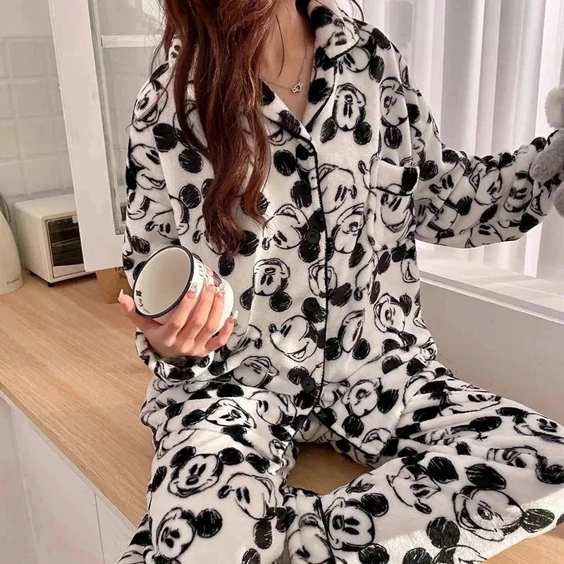 【1 つ購入すると 1 つ無料】着ぐるみ パジャマ もこもこパジャマ ミニー minnie mickeyミッキー ディズニー disney レディース 部屋着 上下2点セット ルームウェア セットアッ 5,898円