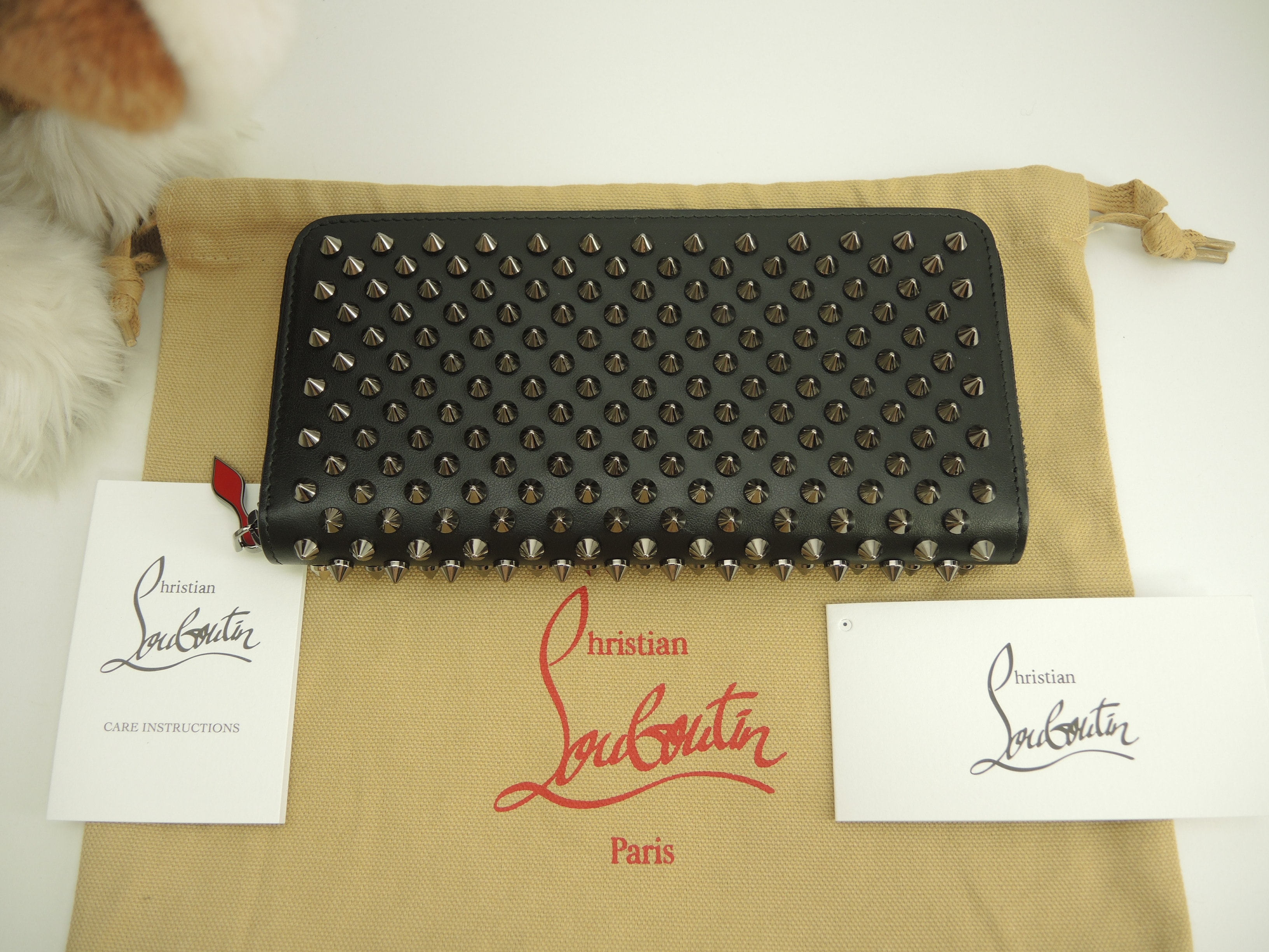 ロングウォレット パネトーネスタッズ レザー黒 ジップ長財布 未使用@ 2