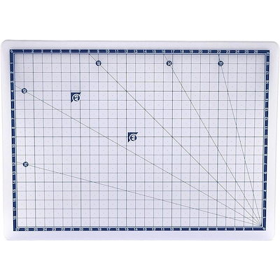 他サイト： 高儀 M&M カッターマット クリア A4 約300×220mm デスクマット カッティングマット 両面使用可能 10mm方眼 角度目盛付 TAKAGIの商品画像
