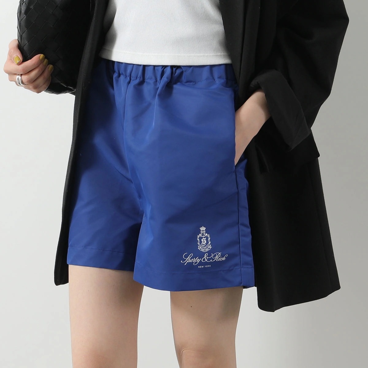 SPORTY＆RICH スポーティアンドリッチ ショートパンツ SRB1SP702 レディース ショーツ ナイロン ハーフパンツ ロゴ BL 【mega】
