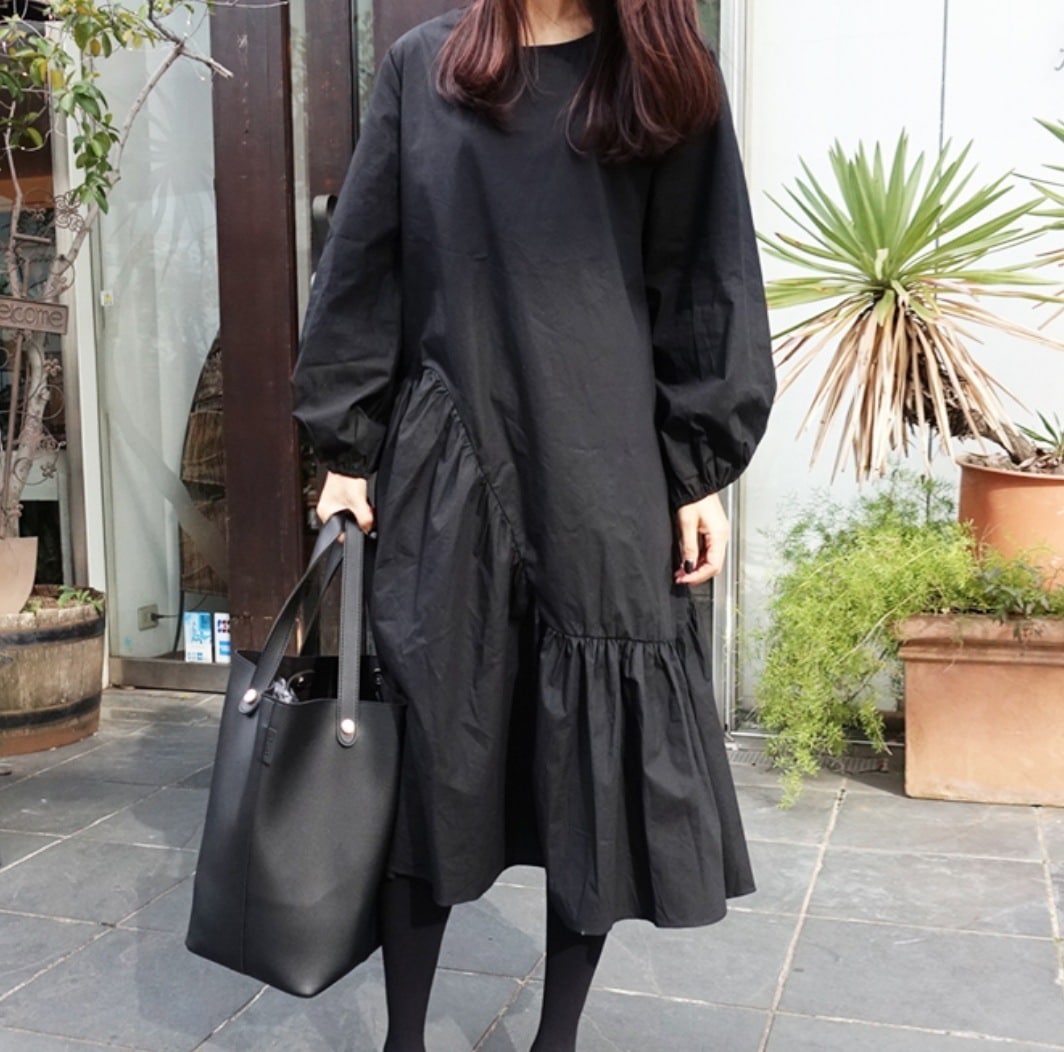 トップス デート かわいい 大人可愛い きれいめ シンプル カジュアル 大人 上品 おしゃれ フレア ロング丈 パフスリーブ 長袖 楽ちん 体型カバー 無地 マタニティ ママ イベント 旅行 韓国