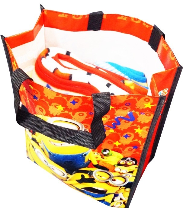 ミニオンズ レッスンバッグ 縦型 アソート2種 SY-2251 まとめ買いカートン半分/240個セット 18,900円