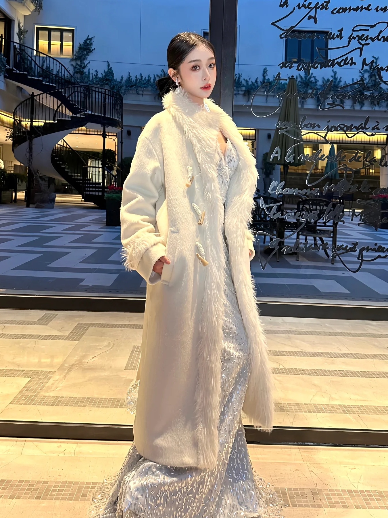 1色S-XL韓国ラペルミッドロングモッズコートフェミニン冬のクロワッサンモッペンのデザイン性コットン米を挟むホワイトコート