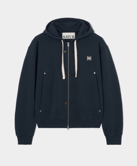 【SATUR】 TEO COTTON ALL DAY HOOD ZIP-UP : CLASSIC NAVY