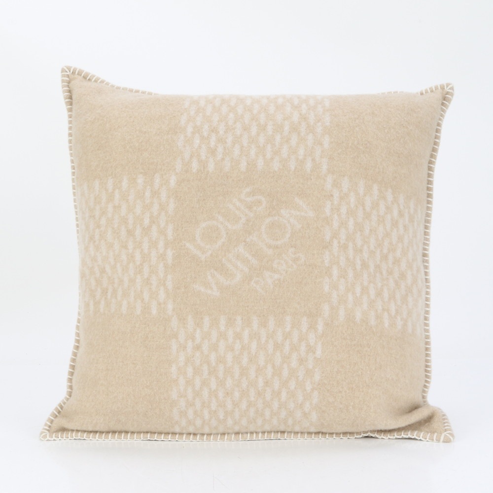 新品同様 ダミエ クッション R96541 その他雑貨 メンズ レディース ERE CP23-6 中古 38,740円