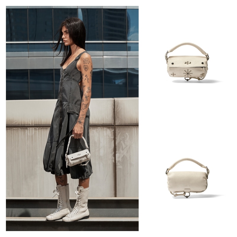 OPEN Yy】 STUD PILLOW HANDLE MINI : WHITE その他 バッグ