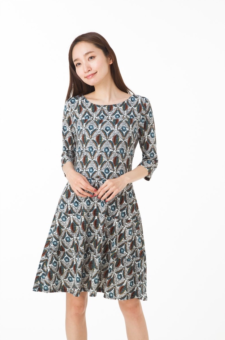 ファス(FAS)ワンピース T2 T3 T4サイズ 大人ワンピース レディース ７分袖 Ｕネック 膝丈 ワンピース 上品 大きいサイズ　Fille A Suivre