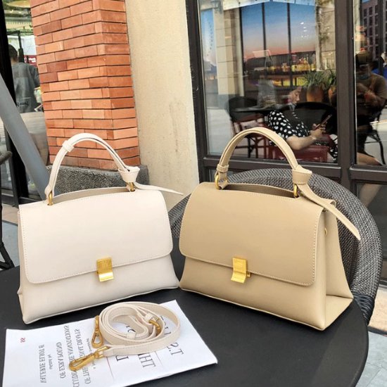 ハンドバッグ レディース バッグ 鞄 かばん ショルダーバッグ 2WAY 肩掛けバッグ 斜め掛けバッグ きれいめ 上品 通勤 オフィス OL シンプル 合成皮革 お出かけ おしゃれ クロスボディバッグ