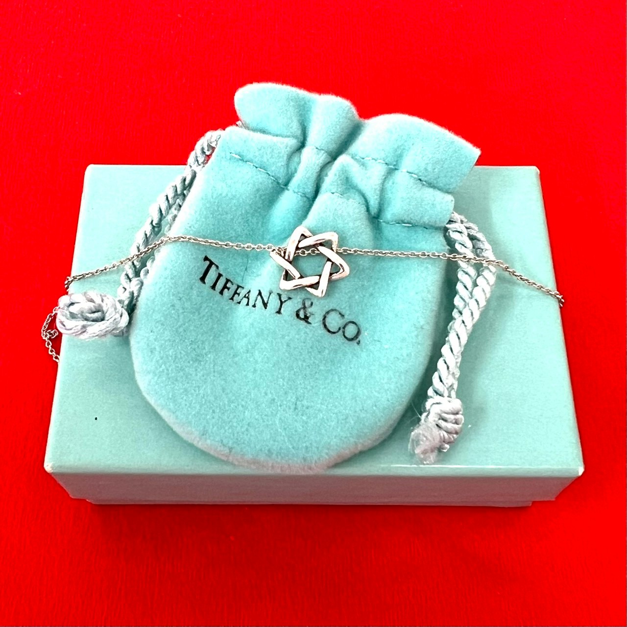 Qoo10] Tiffany ヴィンテージ スター オブ ダビデ ネッ