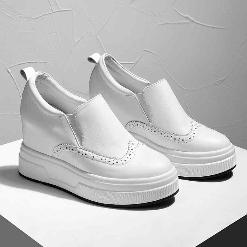 .再入荷なし！売り切り厚底 9cm スリッポン スニーカー 本革 かっこいい こなれ感 レディース 黒 白 運動靴 ウェッジソール 隠れヒール レザーシューズ 紐なし 個性的 クール ローファー ビジ