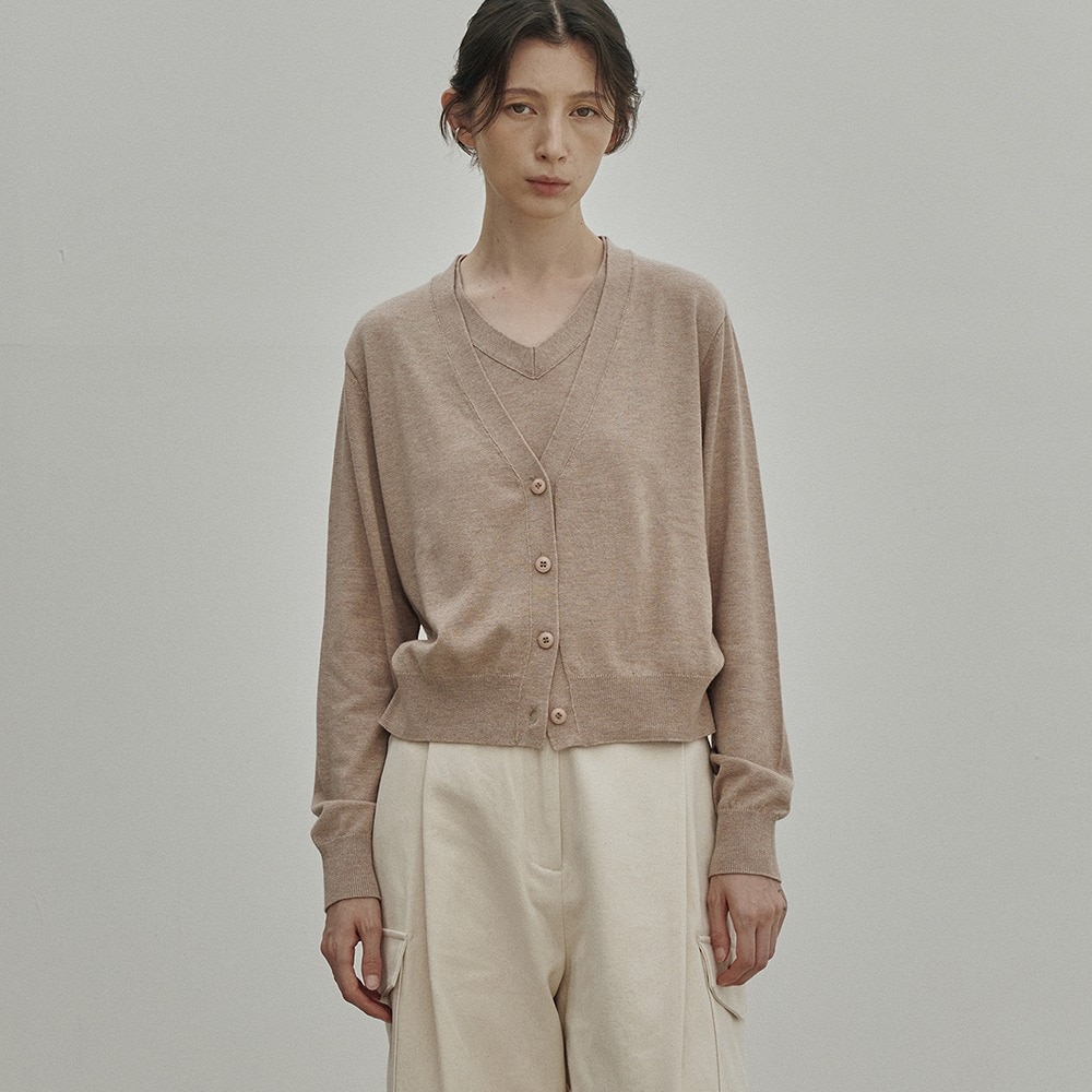 【NOIER 】 CASHMERE LAYERED CROPPED CARDIGAN KNIT : BEIGE